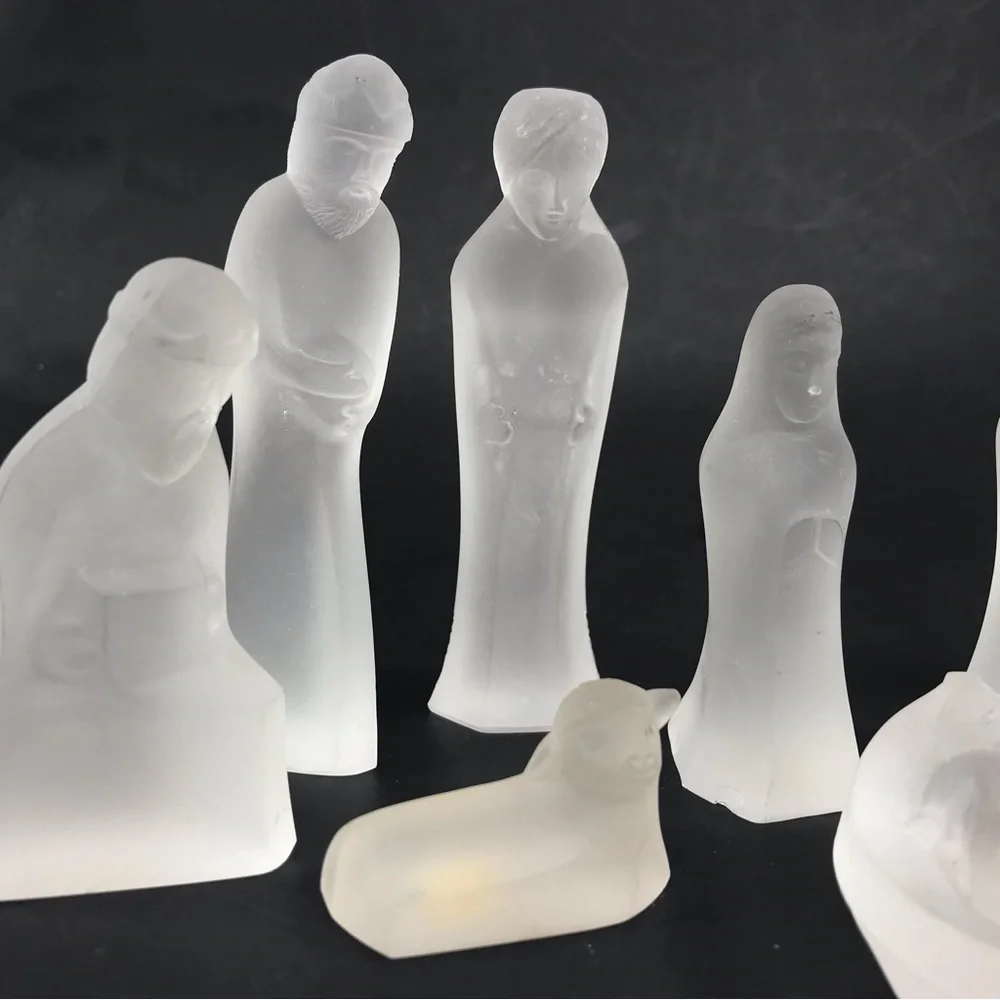 Clearly Nativity Set Mexican 24% Lead Crystal 9 Piece Frosted Minimalist